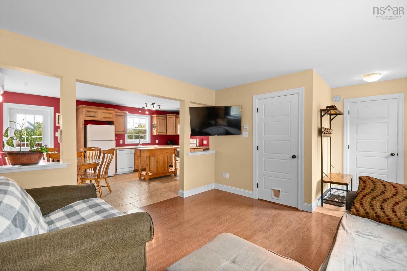 28 Forest Hill Road, Bridgewater, NS