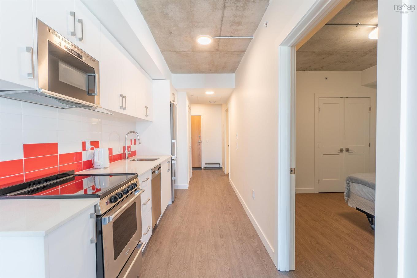 404 5684 West Street, Halifax, NS