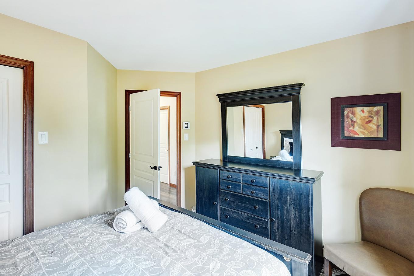 Chambre à coucher principale - 1824 Ch. Du Golf, Mont-Tremblant, QC - Indoor Photo Showing Bedroom