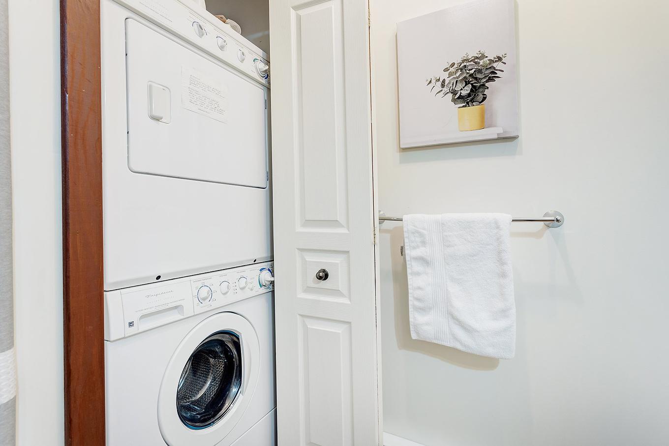 Salle de bains - 1824 Ch. Du Golf, Mont-Tremblant, QC - Indoor Photo Showing Laundry Room