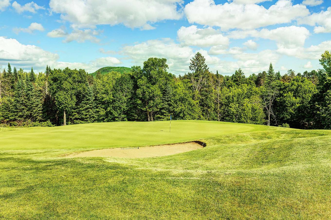 Vue - 1824 Ch. Du Golf, Mont-Tremblant, QC - Outdoor With View