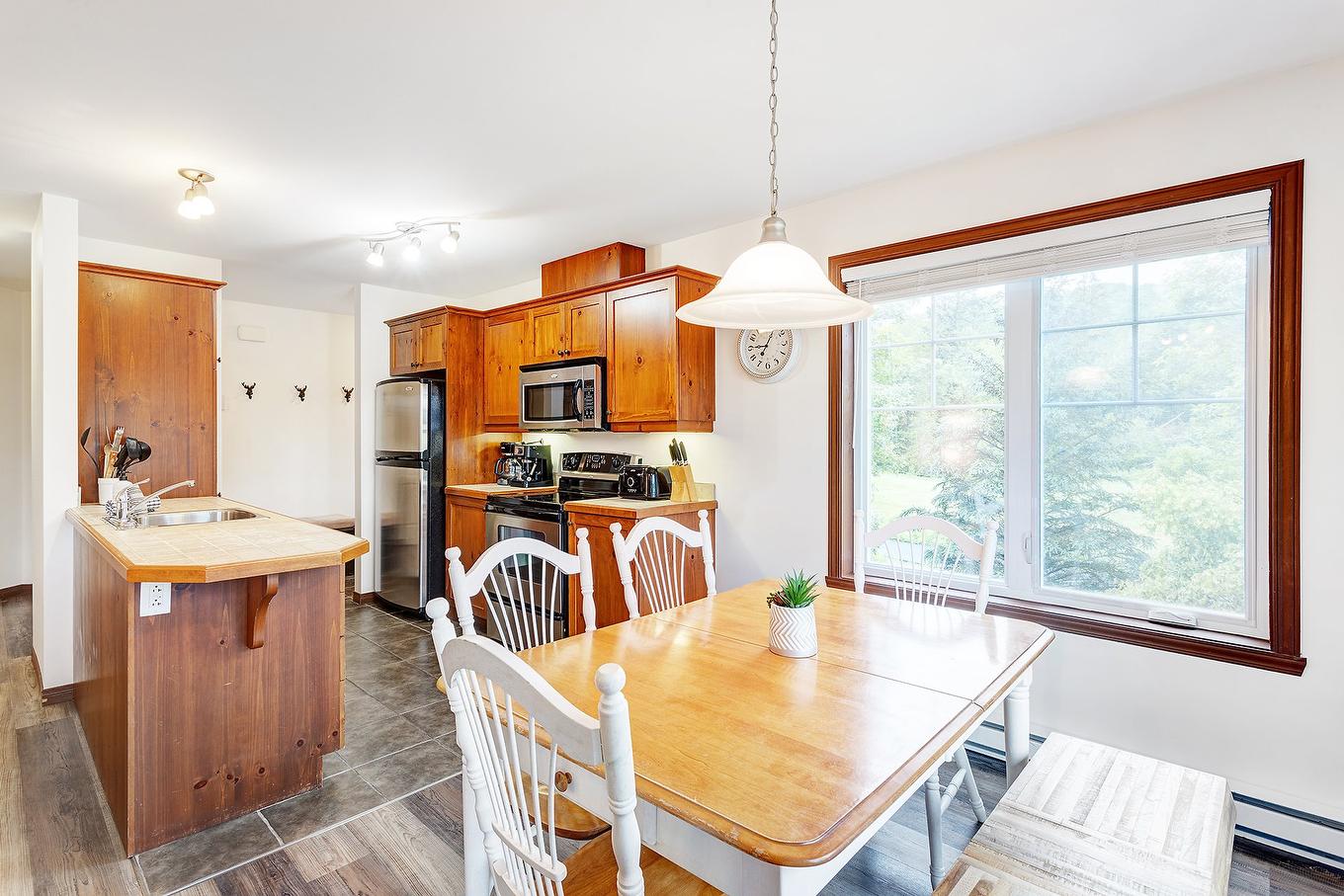 Salle à manger - 1824 Ch. Du Golf, Mont-Tremblant, QC - Indoor Photo Showing Other Room