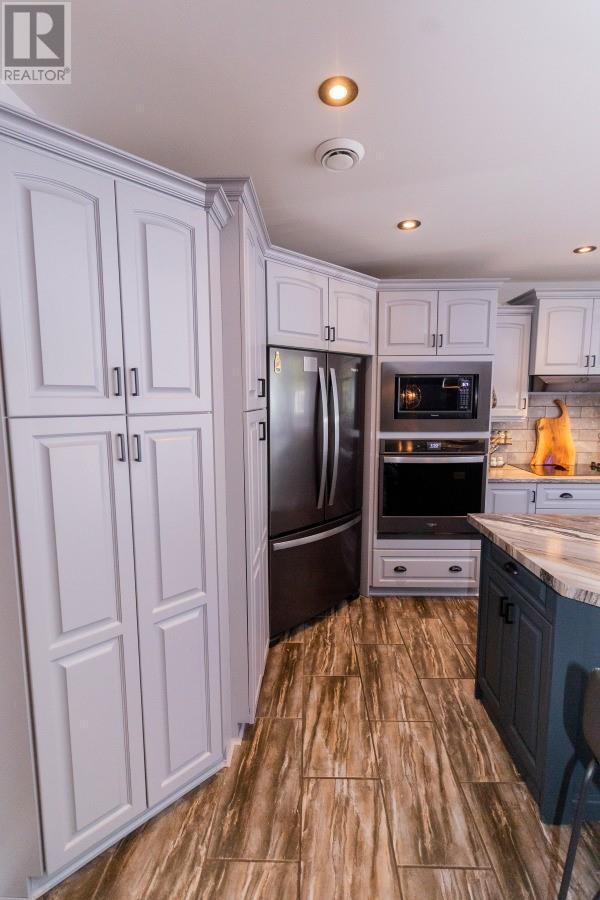 27 Wagg Place, Pasadena, NL - Indoor Photo Showing Kitchen