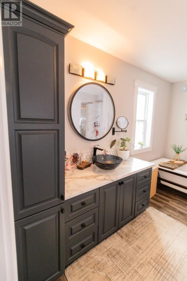 27 Wagg Place, Pasadena, NL - Indoor Photo Showing Bathroom