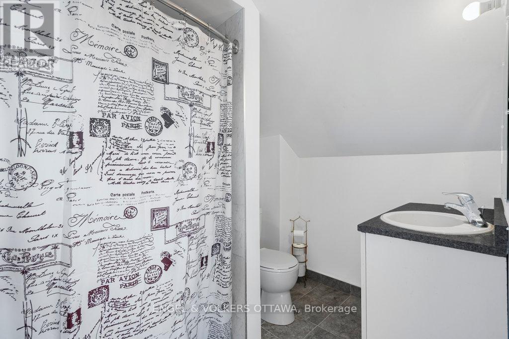 12420 Ormond Road, North Dundas, ON