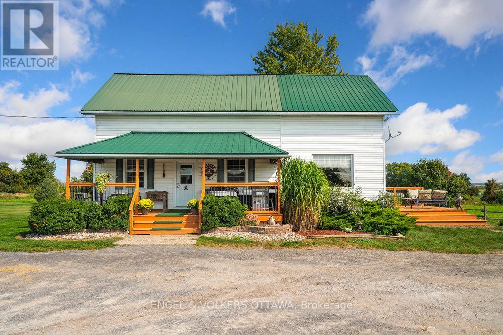 12420 Ormond Road, North Dundas, ON