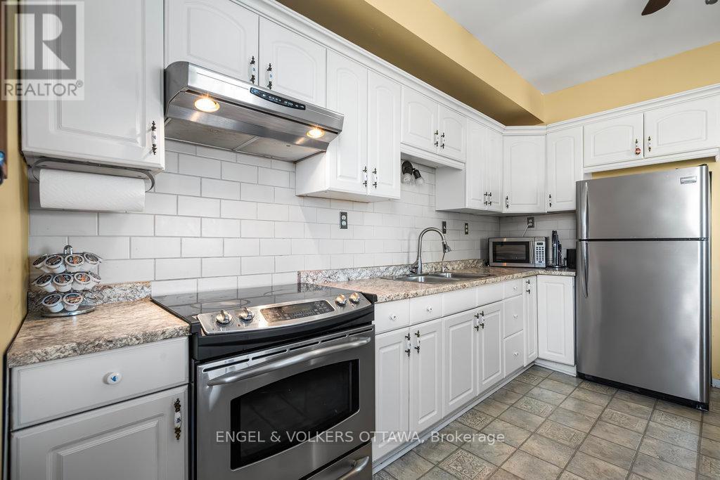 12420 Ormond Road, North Dundas, ON