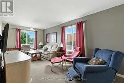 FAMILY ROOM - MAIN LEVEL -