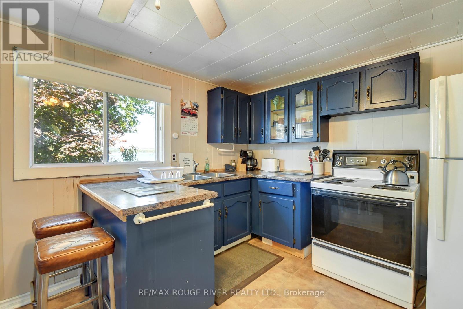 198 - 68 Robins Road, Alnwick/Haldimand, ON - Indoor Photo Showing Kitchen With Double Sink