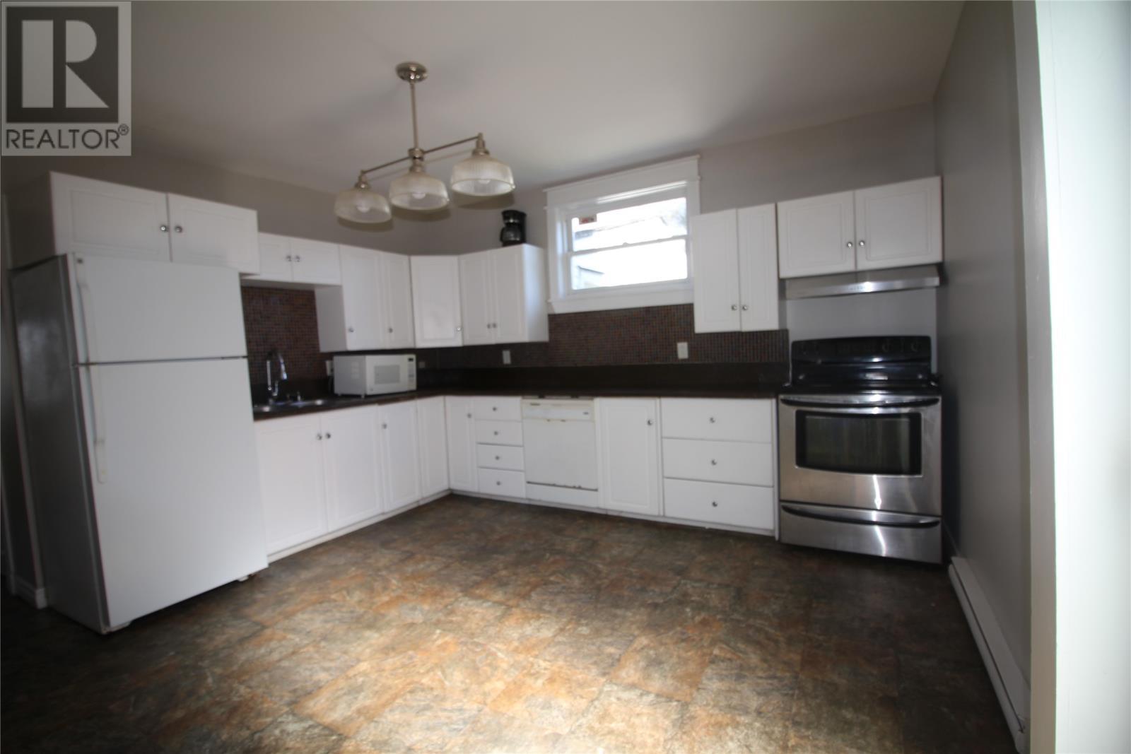 13 Mcneil Street, St. John'S, NL - Indoor Photo Showing Kitchen