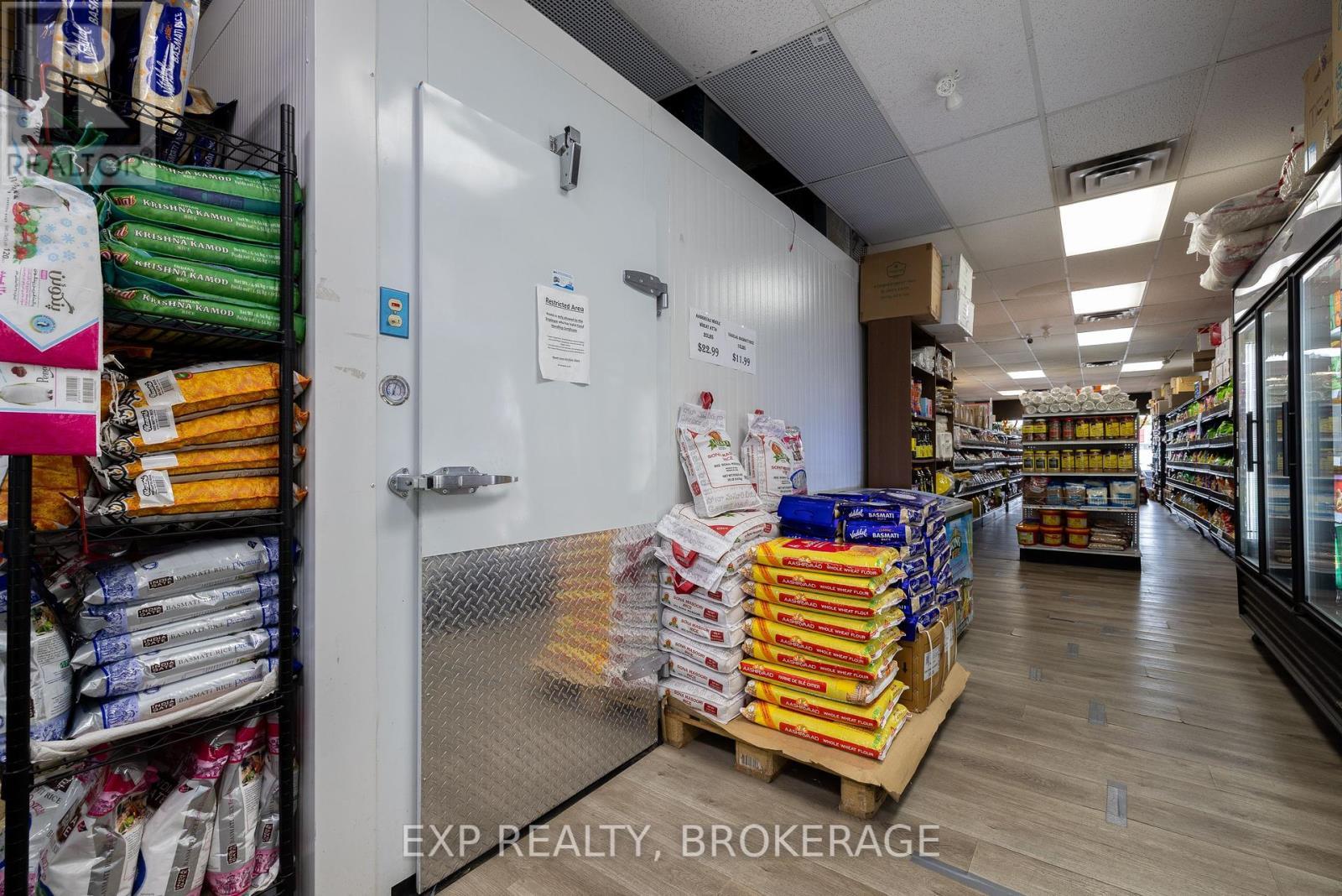 1412 Princess Street, Kingston (West Of Sir John A. Blvd), ON