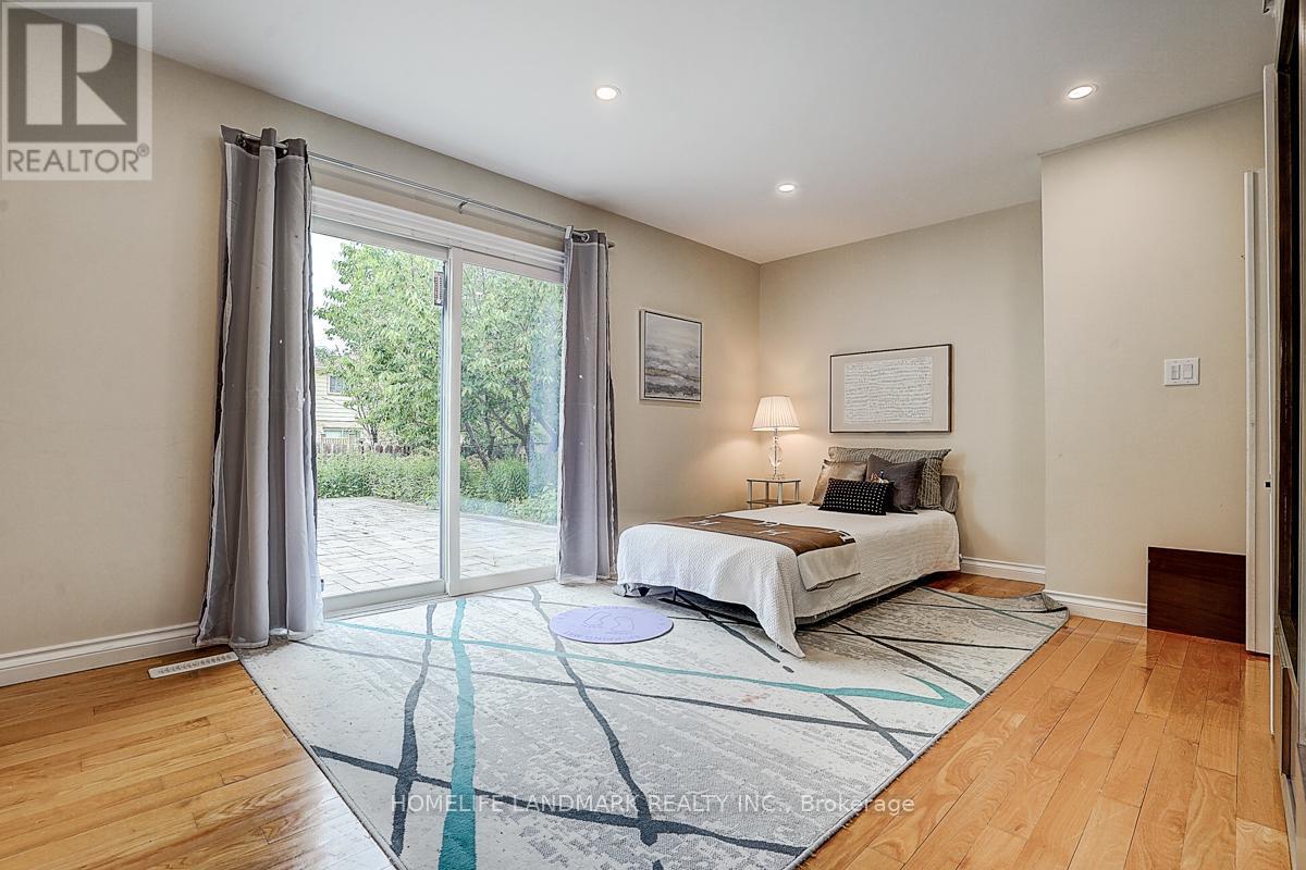 89 Whitehorn Crescent, Toronto, ON - Indoor Photo Showing Bedroom
