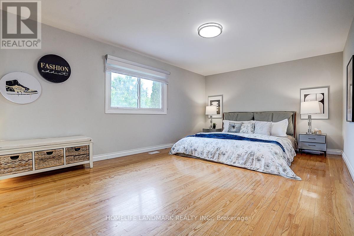 89 Whitehorn Crescent, Toronto, ON - Indoor Photo Showing Bedroom
