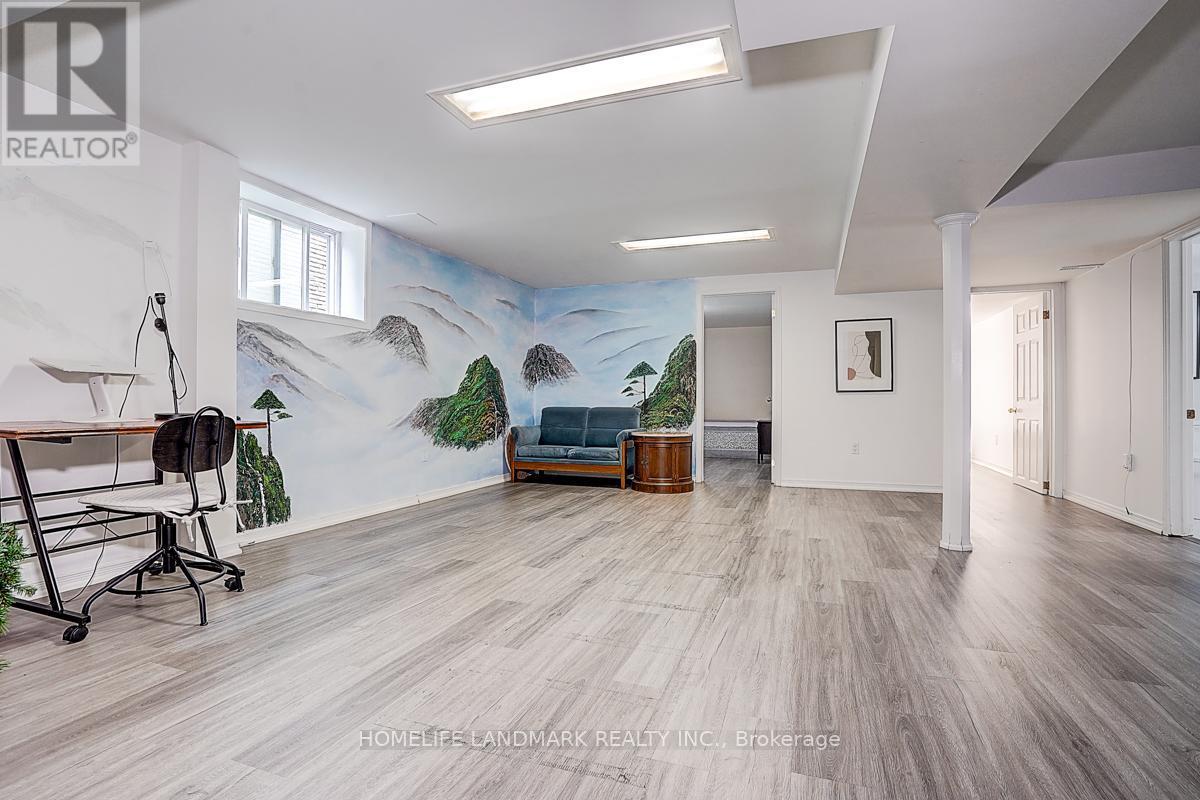 89 Whitehorn Crescent, Toronto, ON - Indoor