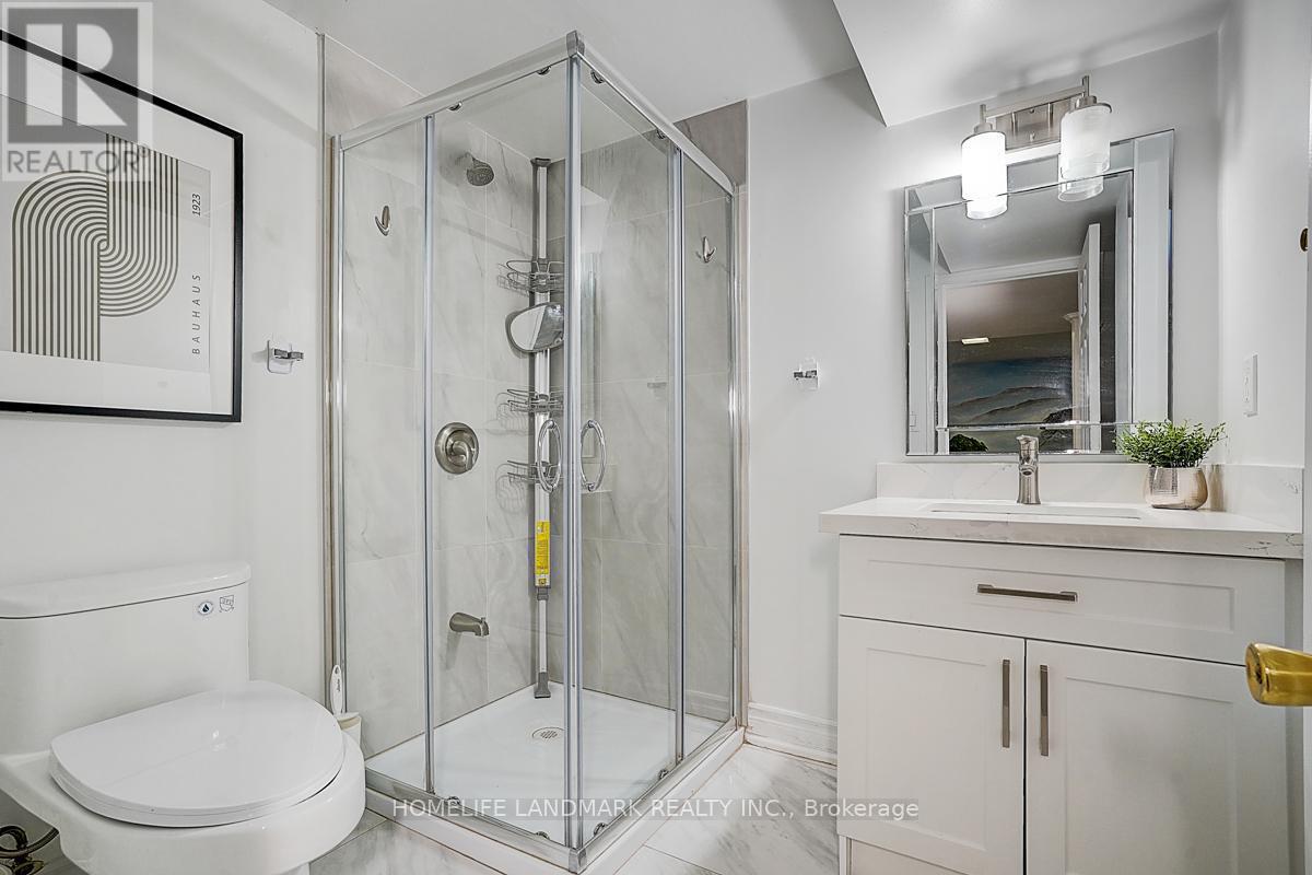 89 Whitehorn Crescent, Toronto, ON - Indoor Photo Showing Bathroom