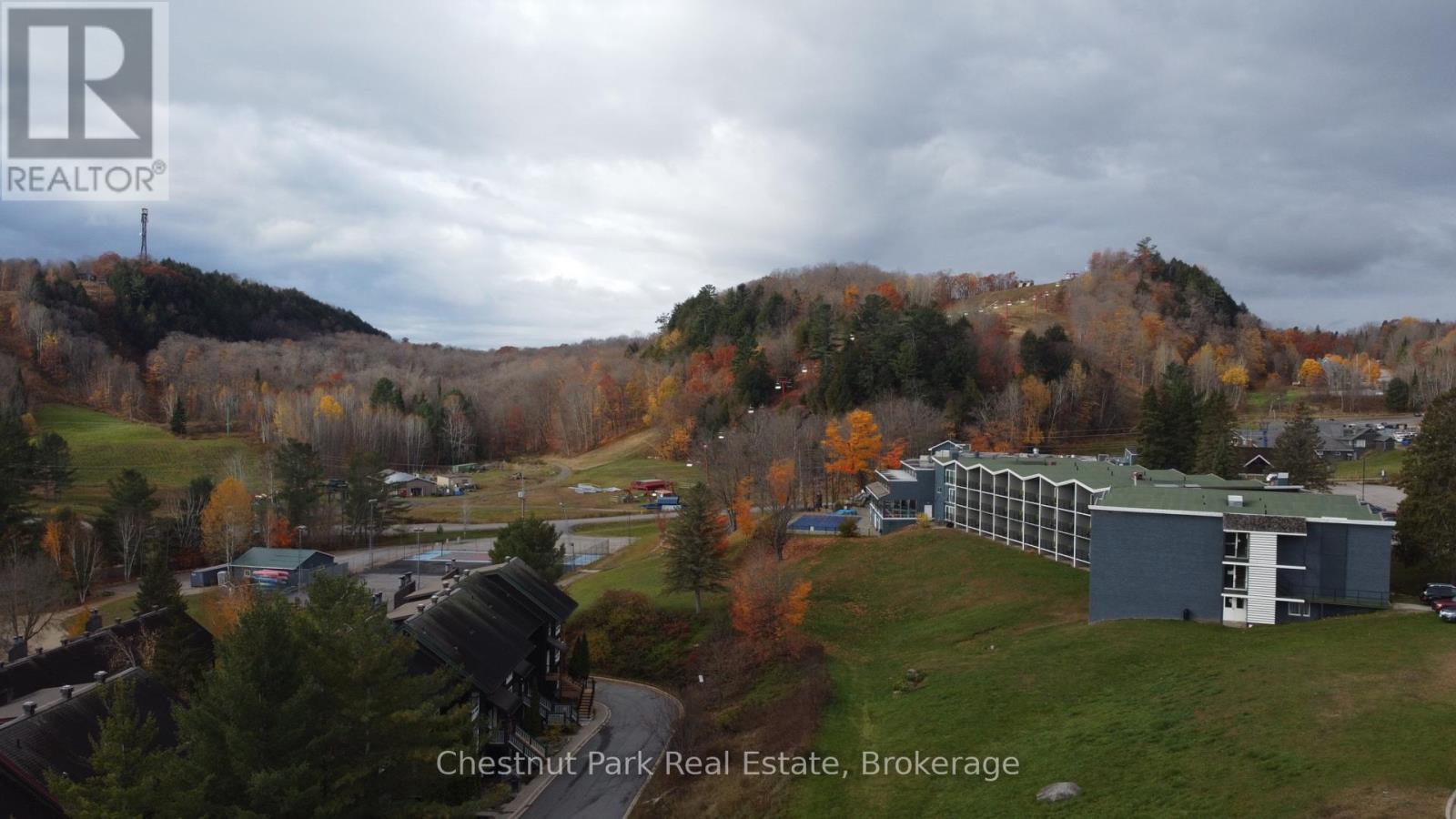 Hidden Valley Highlands Ski Area - 4 Turner Drive, Huntsville (Chaffey), ON - Outdoor With View