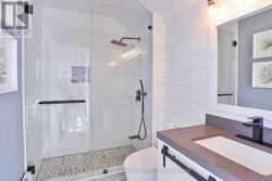 Private Ensuite Bath -