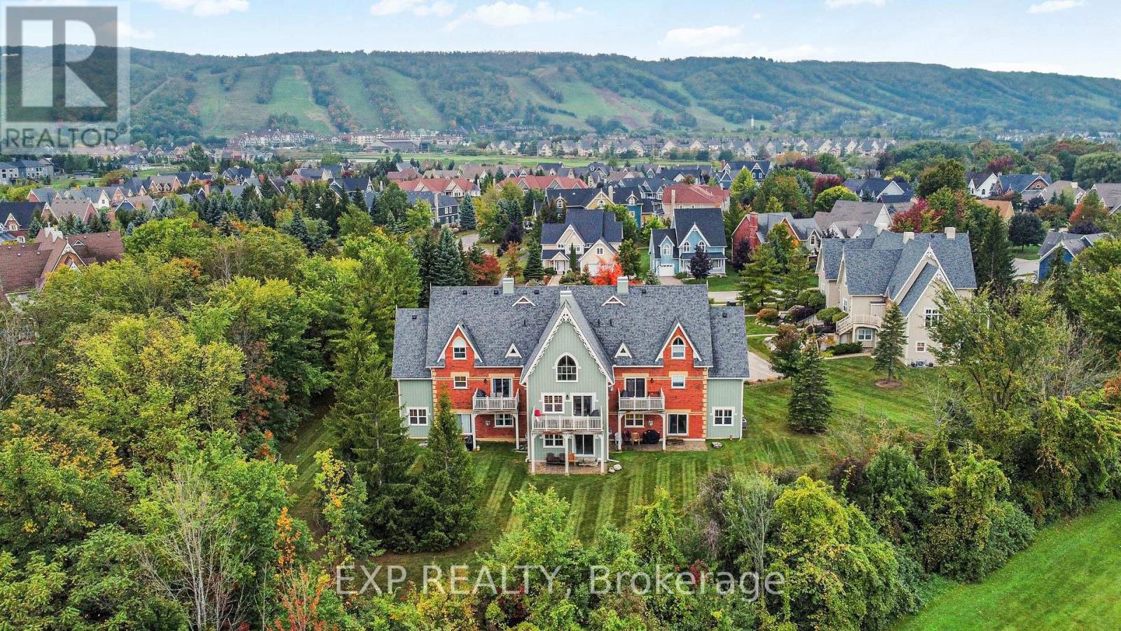 222 - 170 Snowbridge Way, Blue Mountains, ON - Outdoor With View