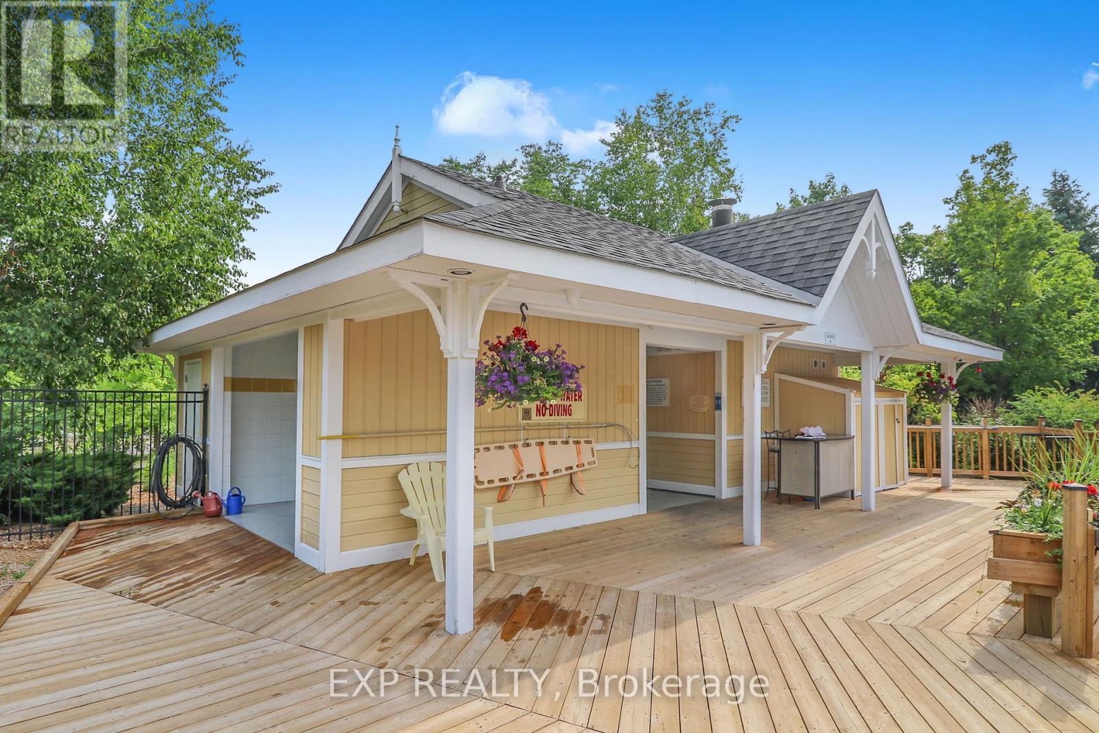 222 - 170 Snowbridge Way, Blue Mountains, ON - Outdoor