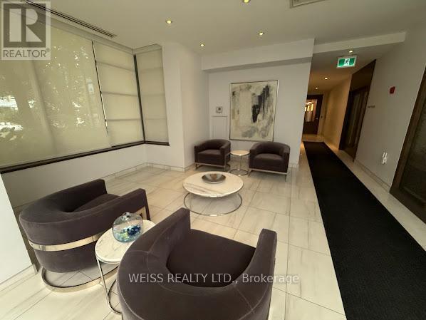 707 - 3830 Bathurst Street W, Toronto, ON - Indoor Photo Showing Other Room