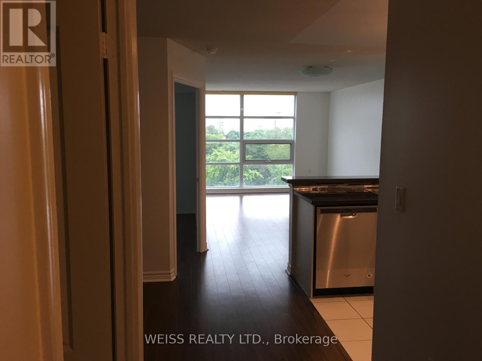 707 - 3830 Bathurst Street W, Toronto, ON - Indoor Photo Showing Other Room