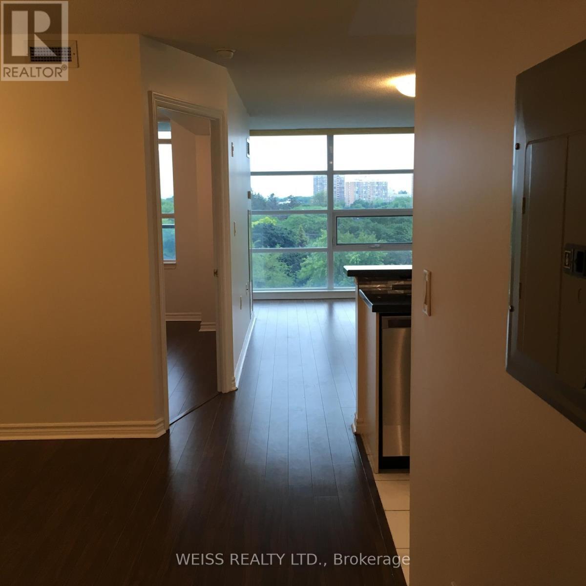 707 - 3830 Bathurst Street W, Toronto, ON - Indoor Photo Showing Other Room