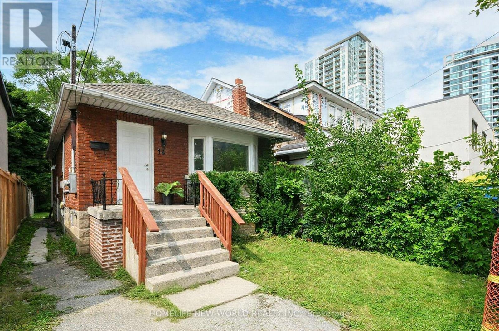 14 Franklin Avenue, Toronto, ON - Outdoor