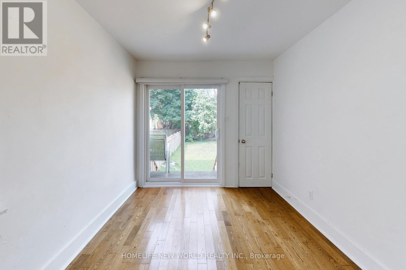 14 Franklin Avenue, Toronto, ON - Indoor Photo Showing Other Room