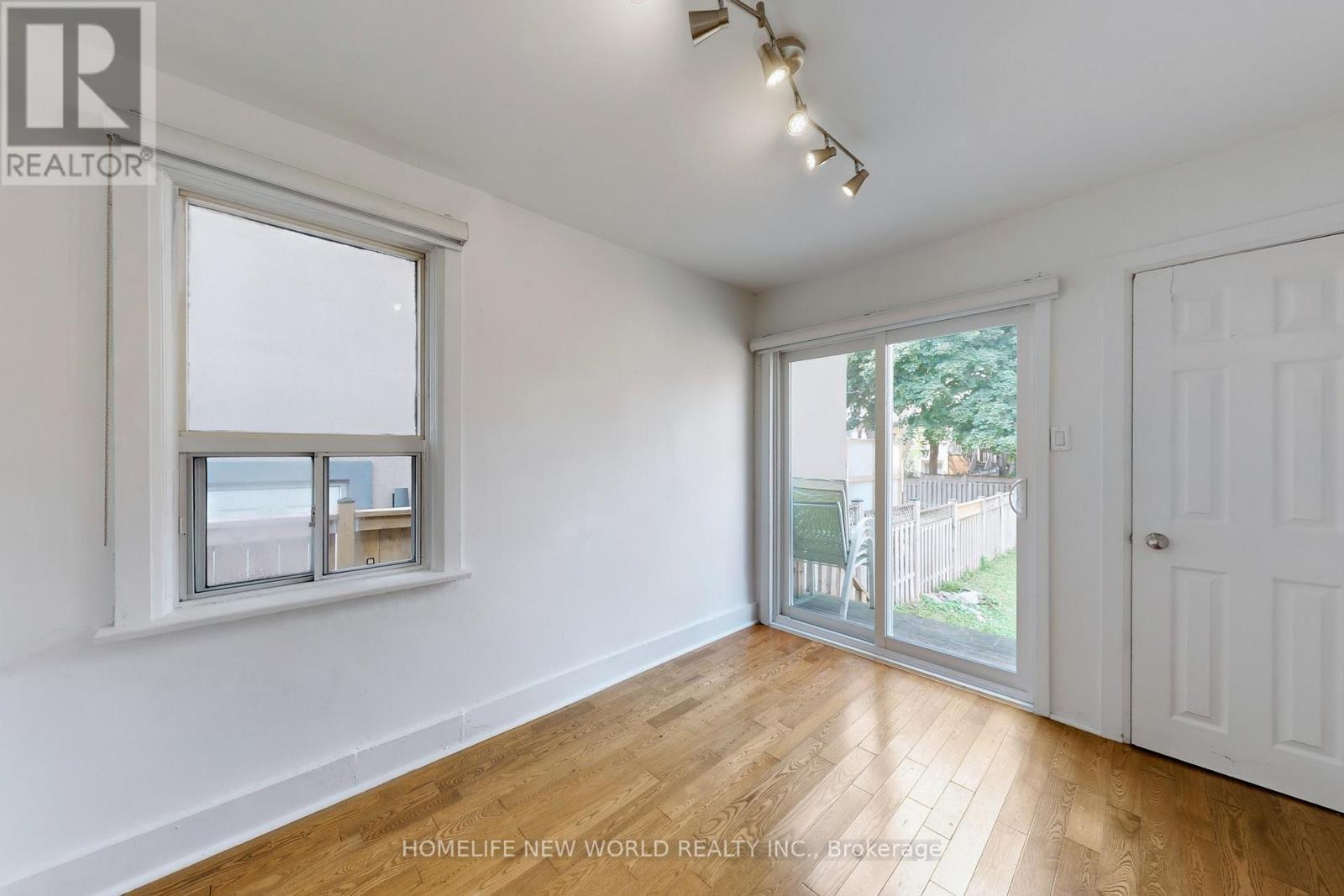 14 Franklin Avenue, Toronto, ON - Indoor Photo Showing Other Room