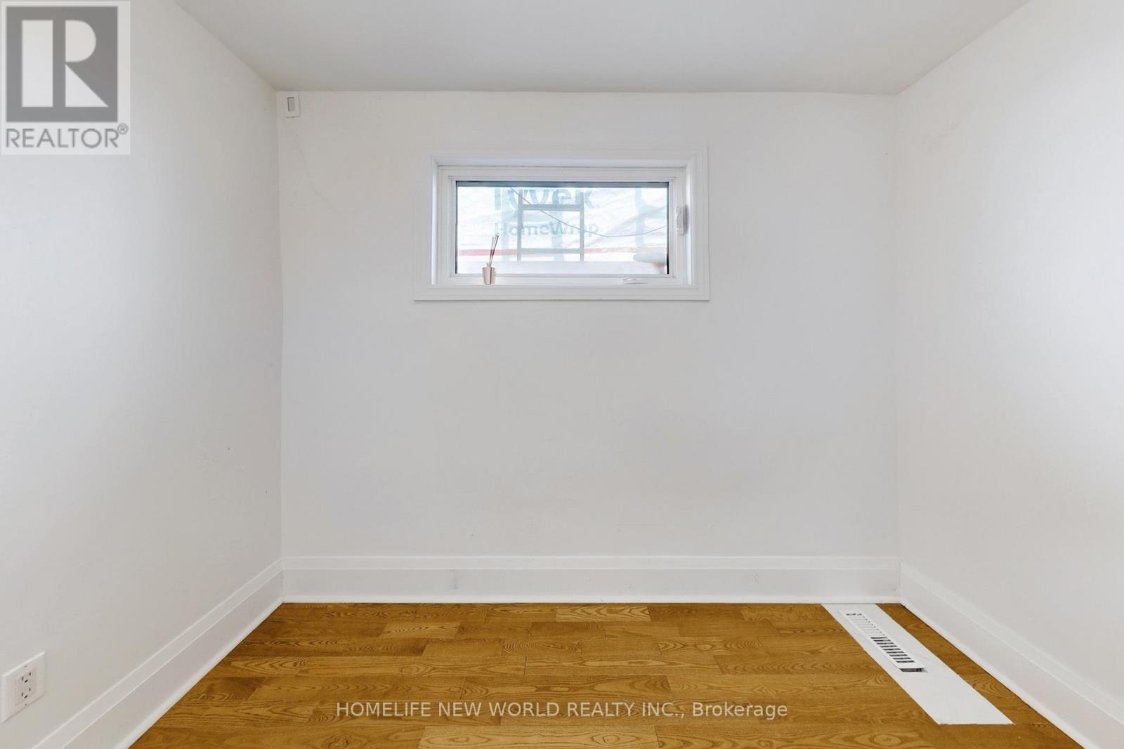 14 Franklin Avenue, Toronto, ON - Indoor Photo Showing Other Room