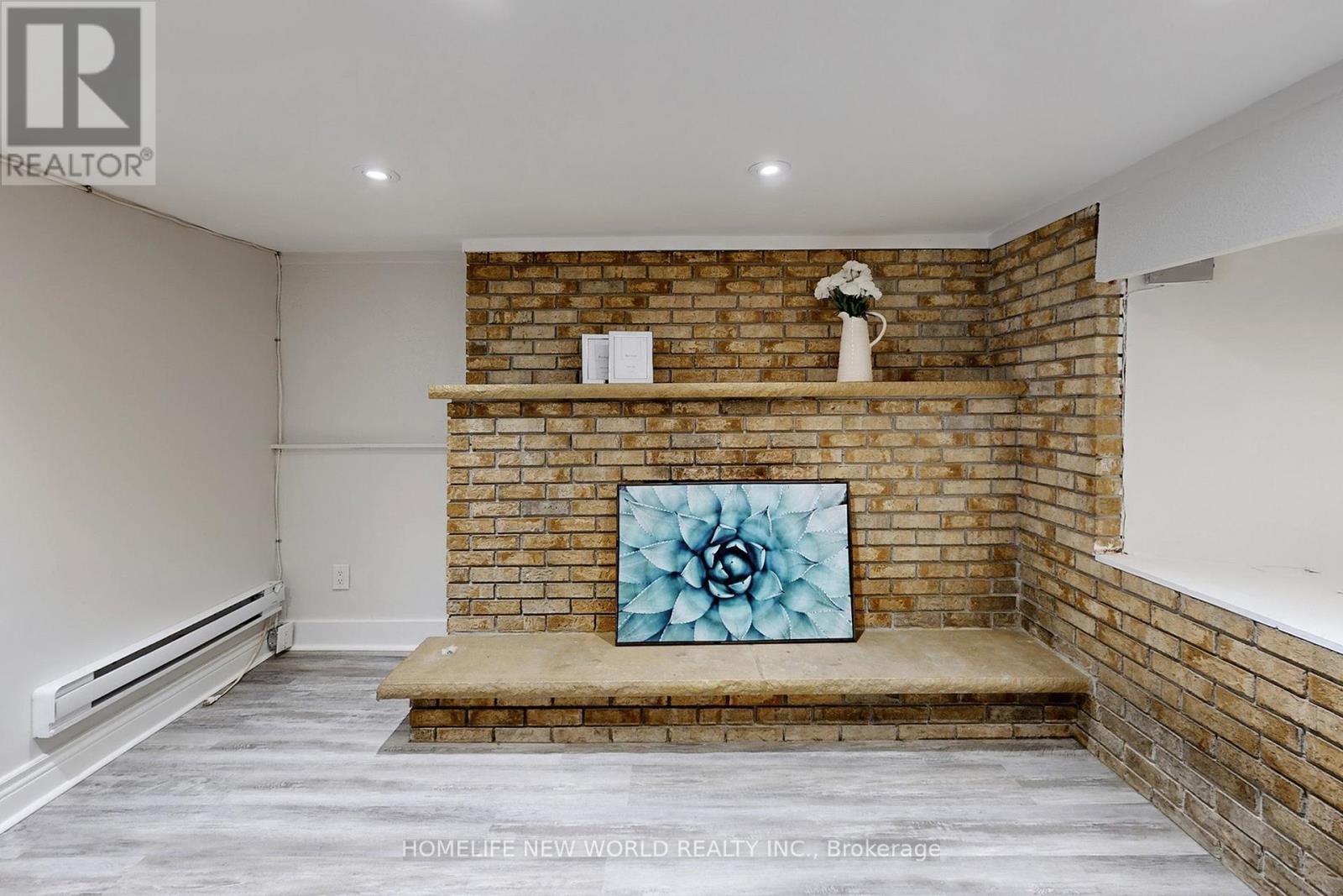 14 Franklin Avenue, Toronto, ON - Indoor Photo Showing Other Room With Fireplace