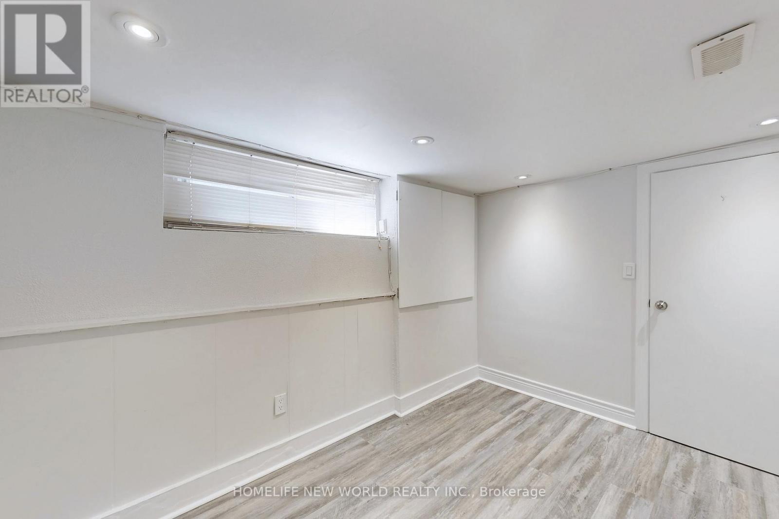 14 Franklin Avenue, Toronto, ON - Indoor Photo Showing Other Room