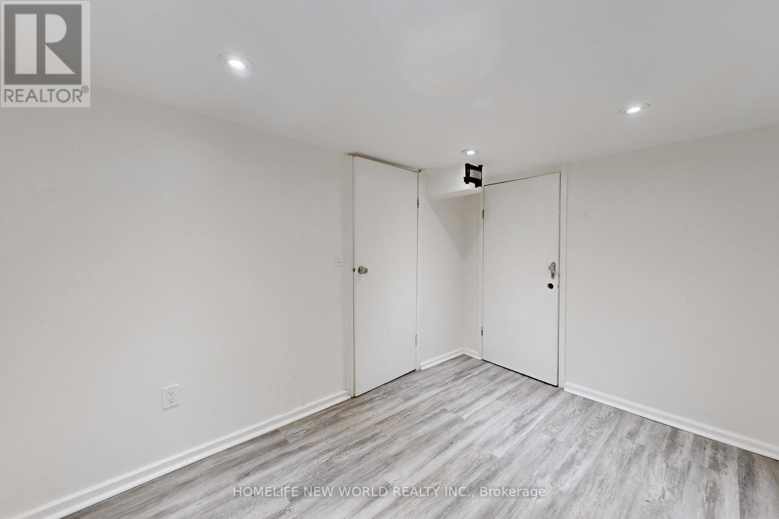 14 Franklin Avenue, Toronto, ON - Indoor Photo Showing Other Room