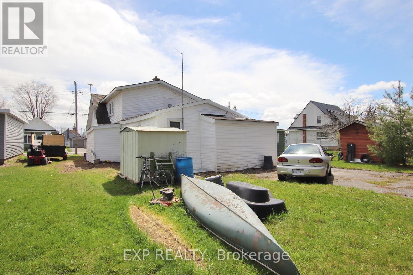 55 Ida Street S, Arnprior, ON - Outdoor