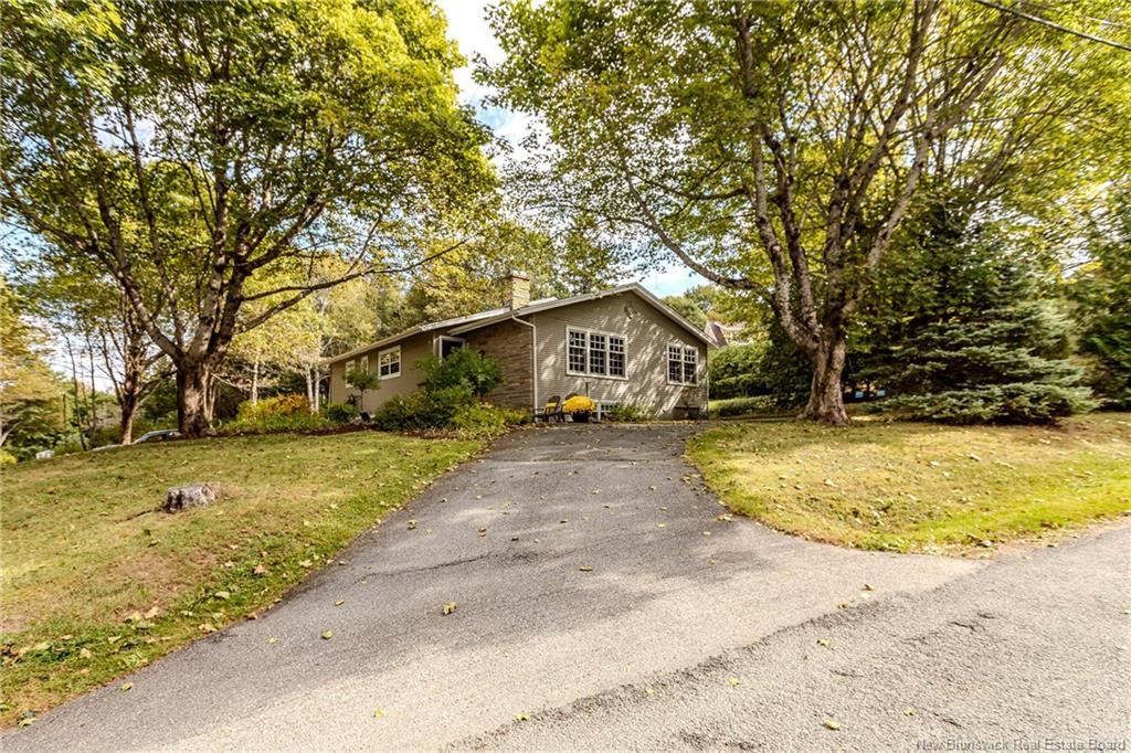 3 Valpy Dr, Rothesay, NB