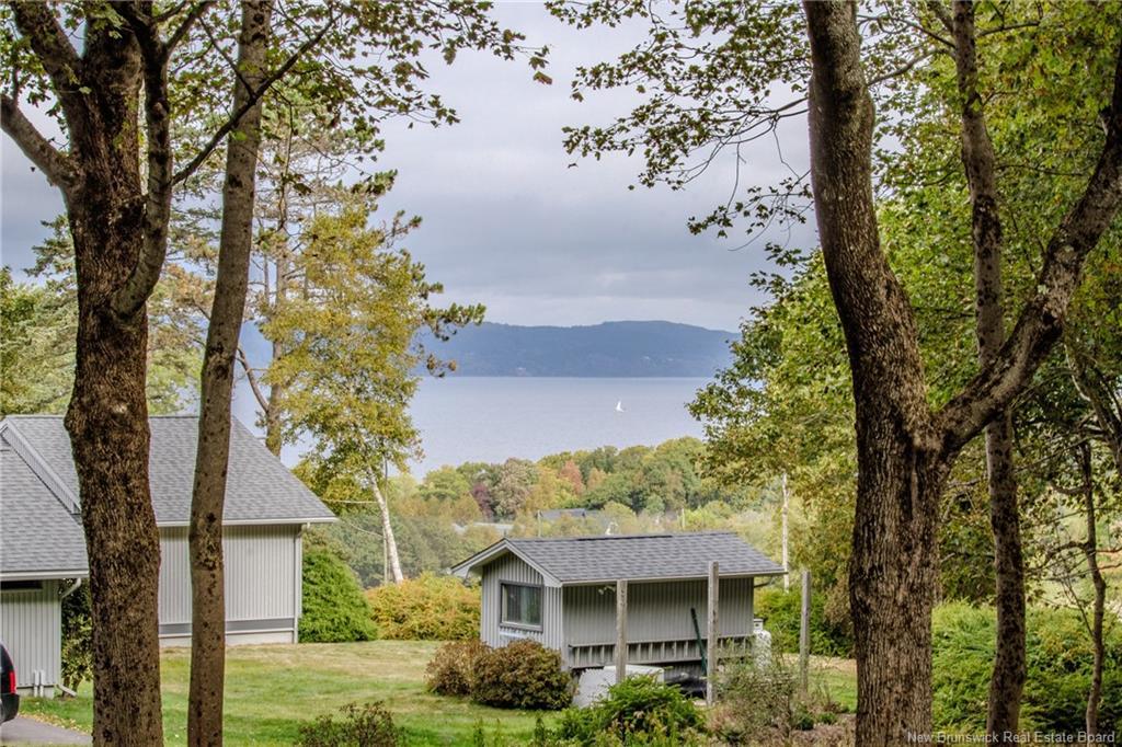 3 Valpy Dr, Rothesay, NB