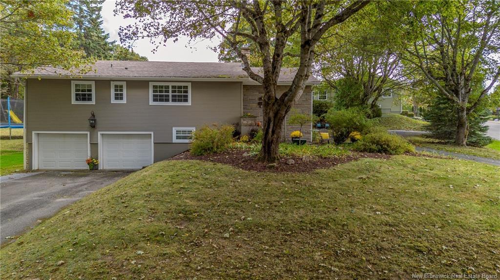 3 Valpy Dr, Rothesay, NB