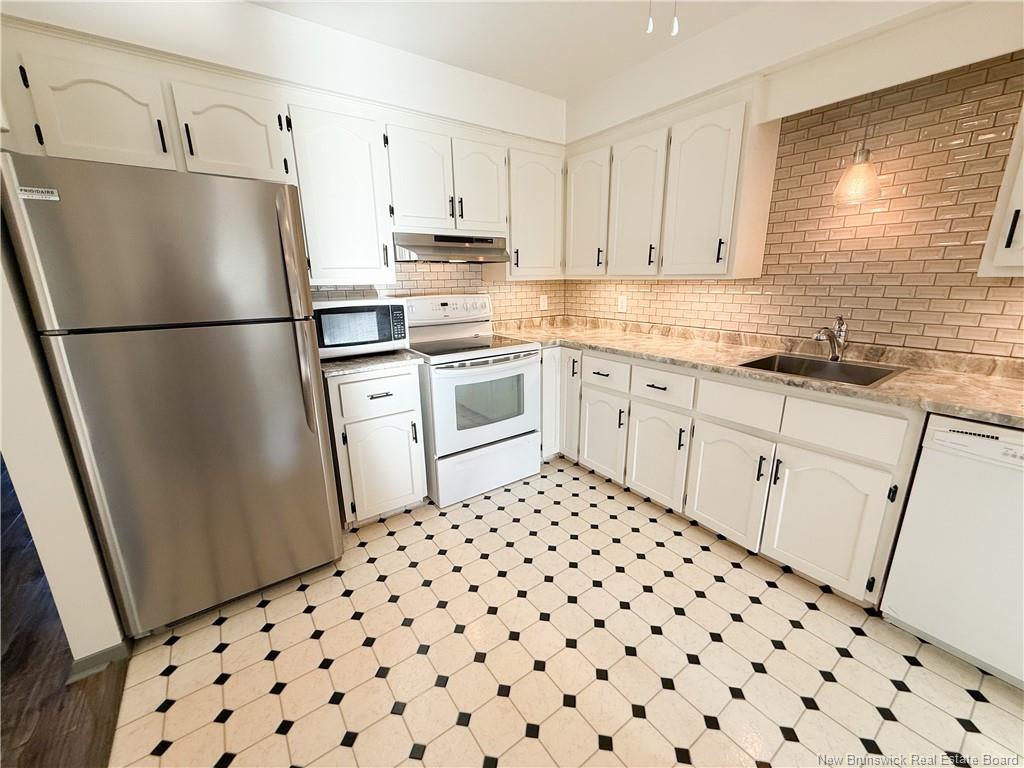 15 Wallace Crt, Sussex, NB