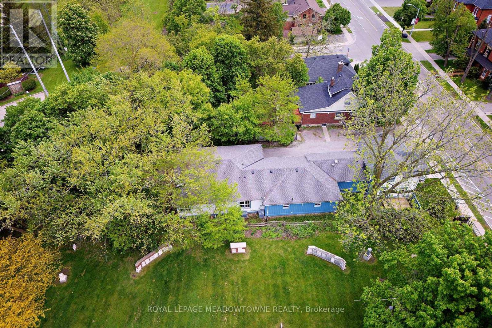 307 Queen Street S, Mississauga, ON - Outdoor With View