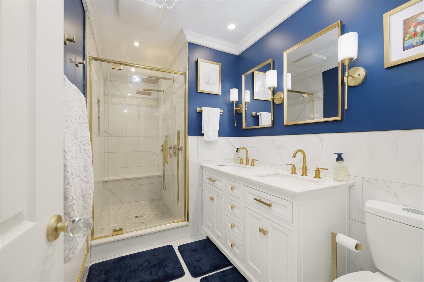 Ensuite bathroom - 21 Boul. Caza, Notre-Dame-De-L'Île-Perrot, QC - Indoor Photo Showing Bathroom