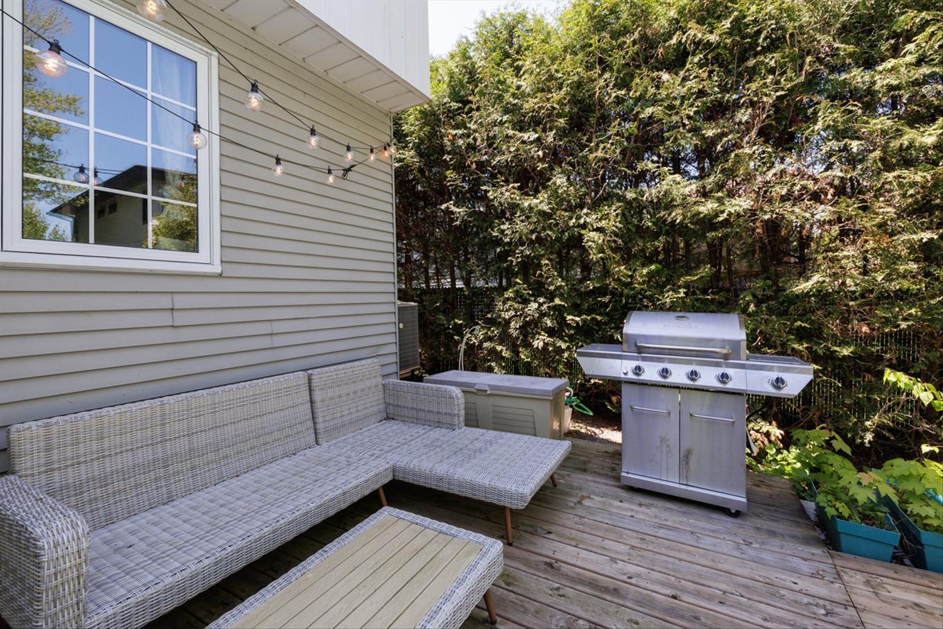 Patio - 21 Boul. Caza, Notre-Dame-De-L'Île-Perrot, QC - Outdoor With Deck Patio Veranda With Exterior