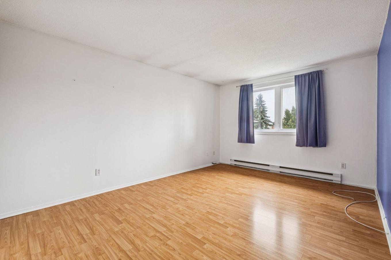 Chambre à coucher principale - 403-134 Rue De Lausanne, Gatineau (Gatineau), QC - Indoor Photo Showing Other Room