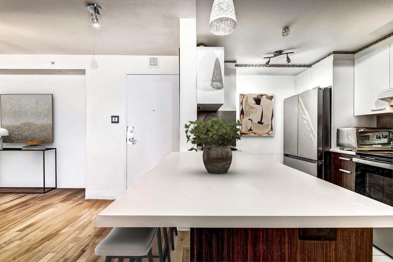 Cuisine - 1010-4650 Rue Jean-Talon E., Montréal (Saint-Léonard), QC - Indoor Photo Showing Kitchen