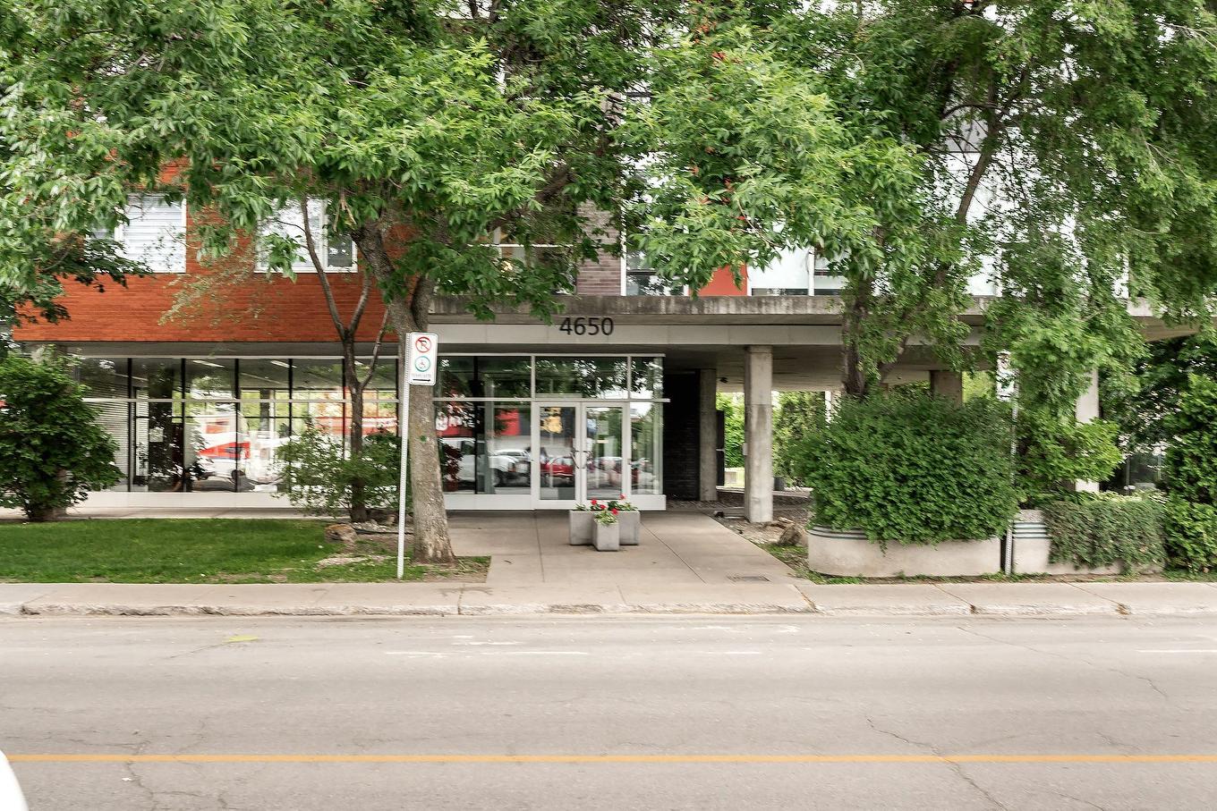 Façade - 1010-4650 Rue Jean-Talon E., Montréal (Saint-Léonard), QC - Outdoor