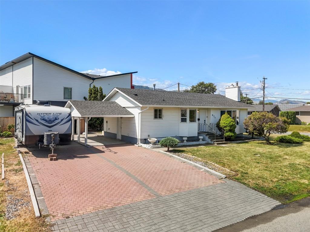 971 Kirkland Place, Kamloops, BC - Outdoor