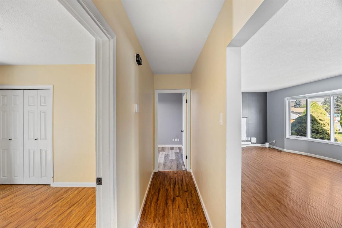 971 Kirkland Place, Kamloops, BC - Indoor Photo Showing Other Room