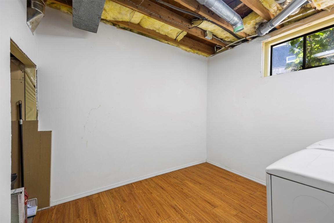 971 Kirkland Place, Kamloops, BC - Indoor Photo Showing Basement