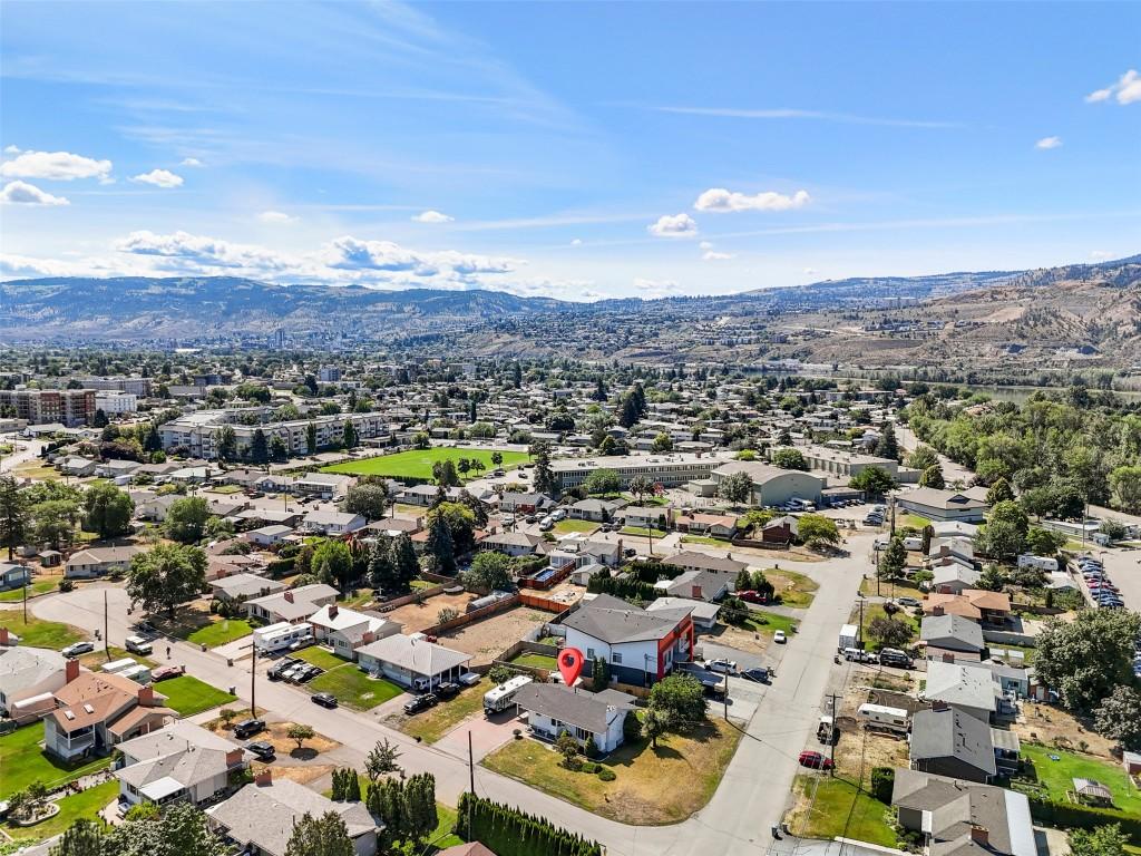 971 Kirkland Place, Kamloops, BC - Outdoor With View