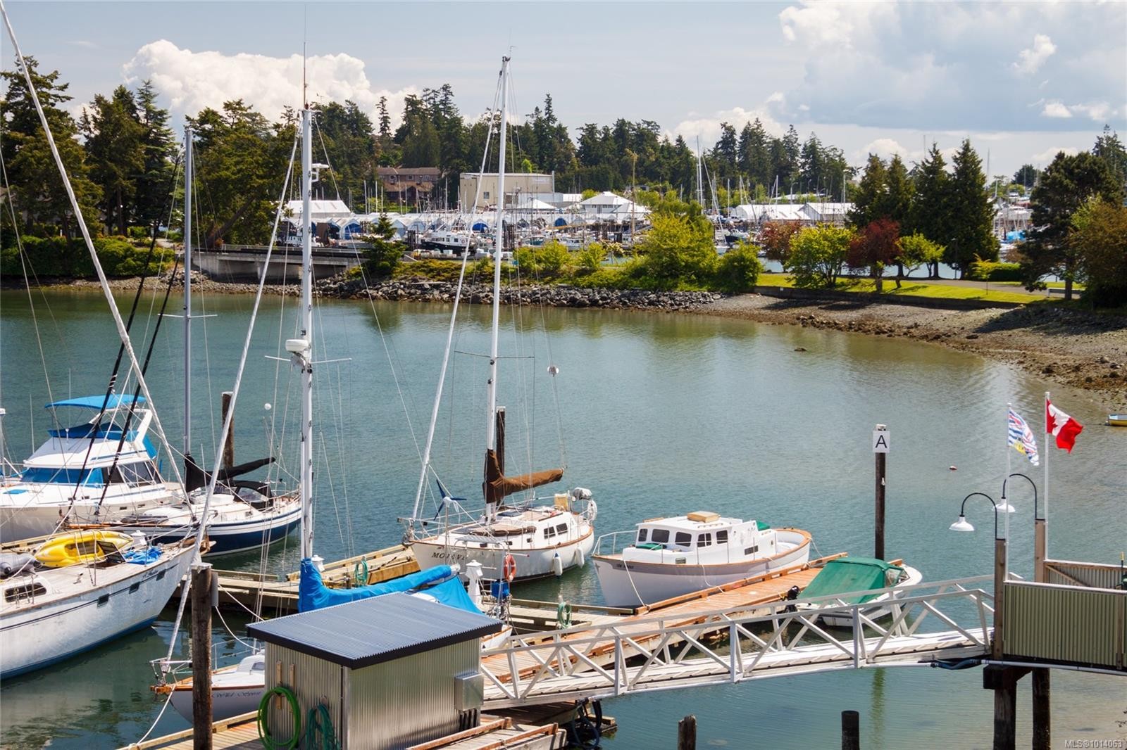 16-2115 Amelia Ave, Sidney, BC