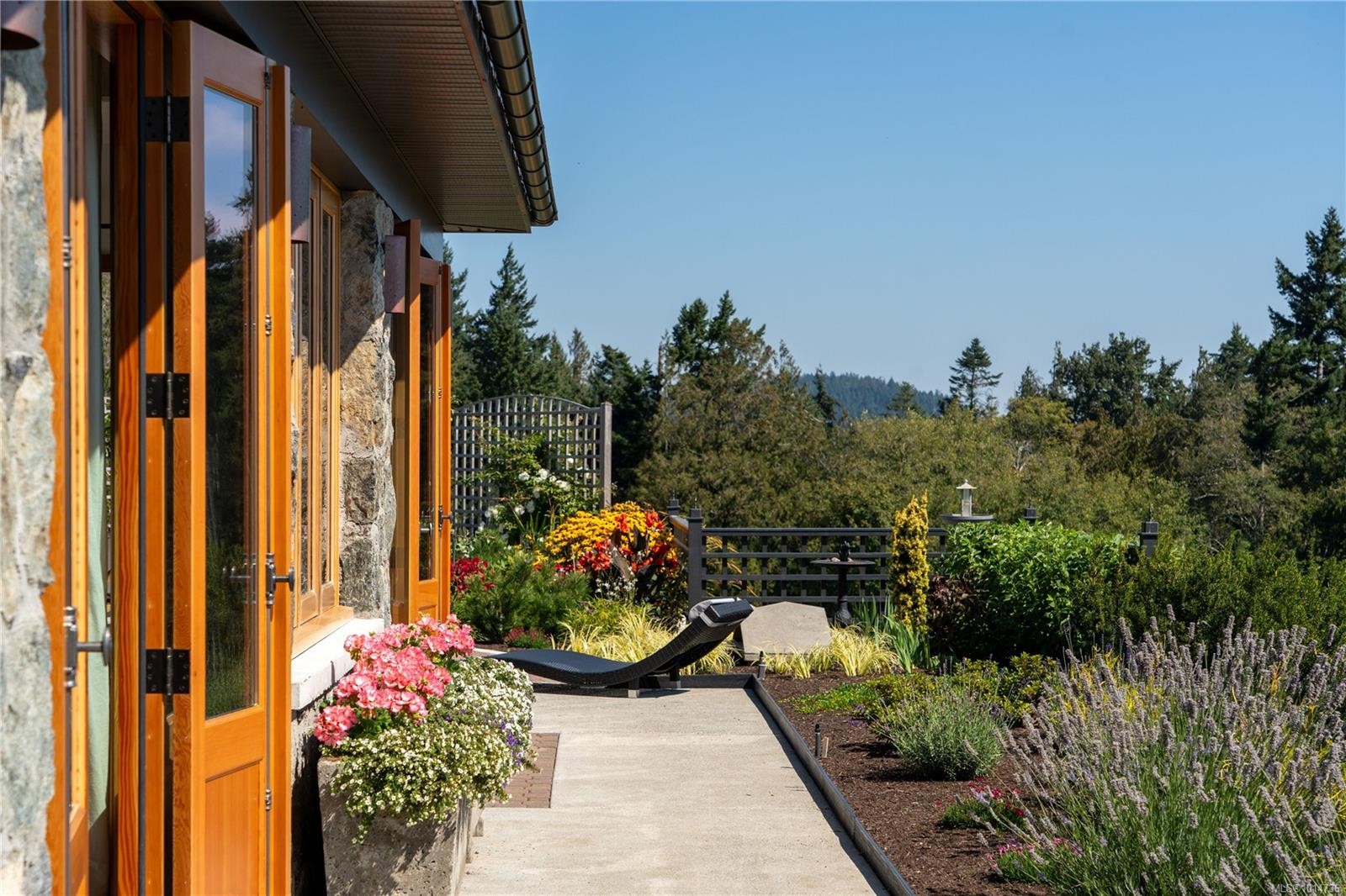 735 Arden Rd, Metchosin, BC